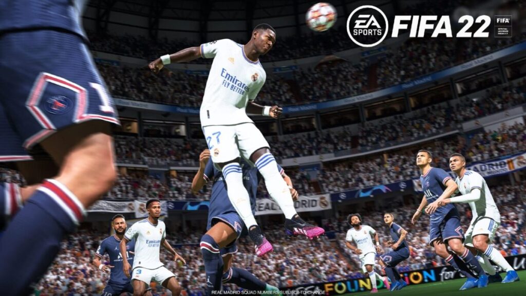 Jogador disputando a bola em FIFA 22 | Divulgação/EA