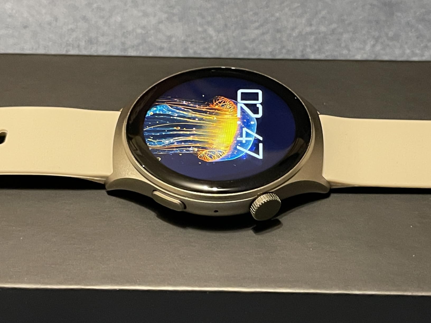 Tela de métricas de saúde em smartwatch barato