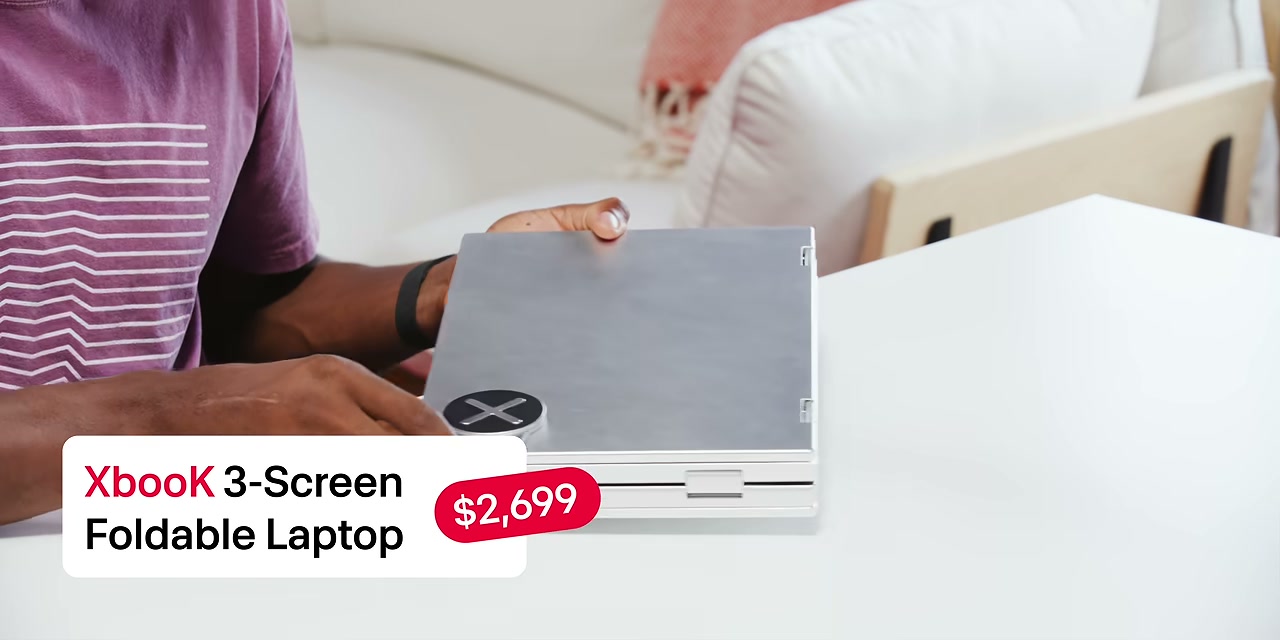 Notebook com três telas recebido para análise