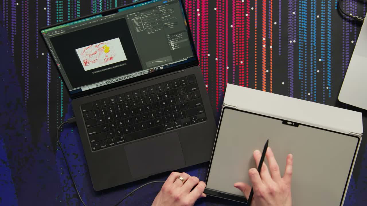 Como usar um segundo monitor no MacBook, Windows e celular