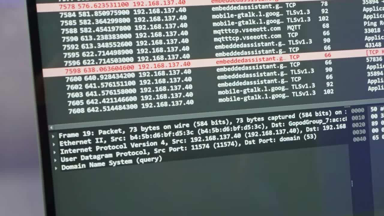 Captura de pacotes mostrando várias conexões de rede de TV box