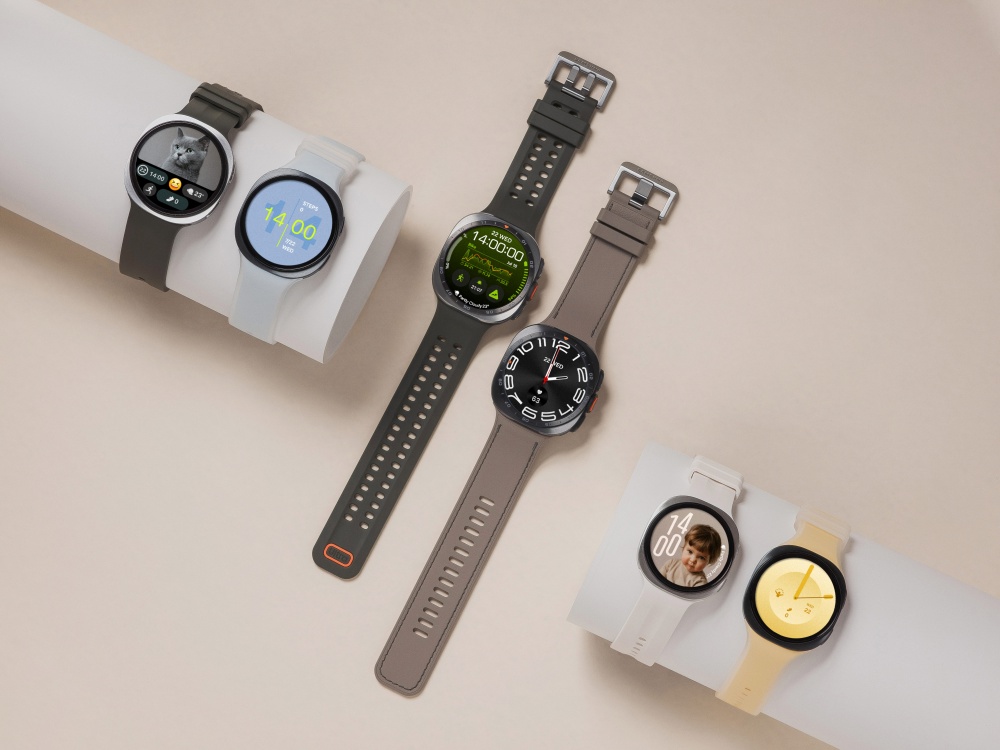 Relógios Galaxy Watch9 e Ultra2 em diferentes cores e pulseiras